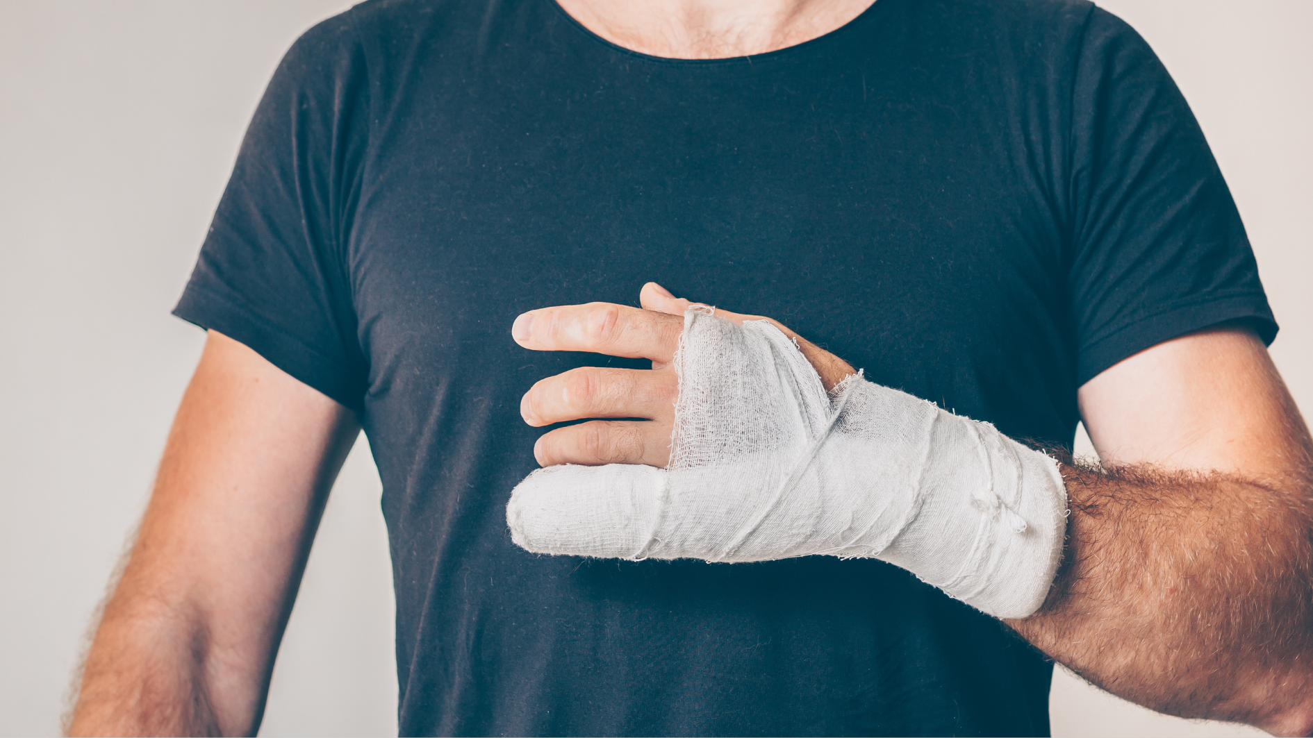 Quá trình lành vết nứt xương gồm 3 giai đoạn chính