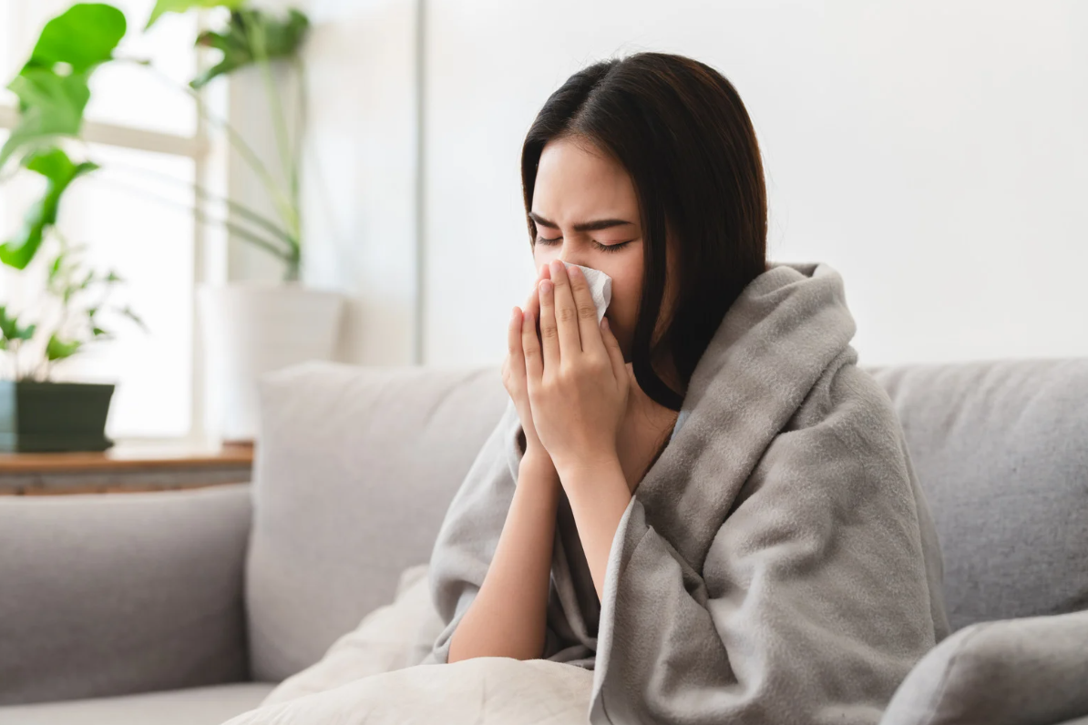 on-lanh-sau-tiem-vac-xin-nguyen-nhan-va-cach-xu-ly 2.png