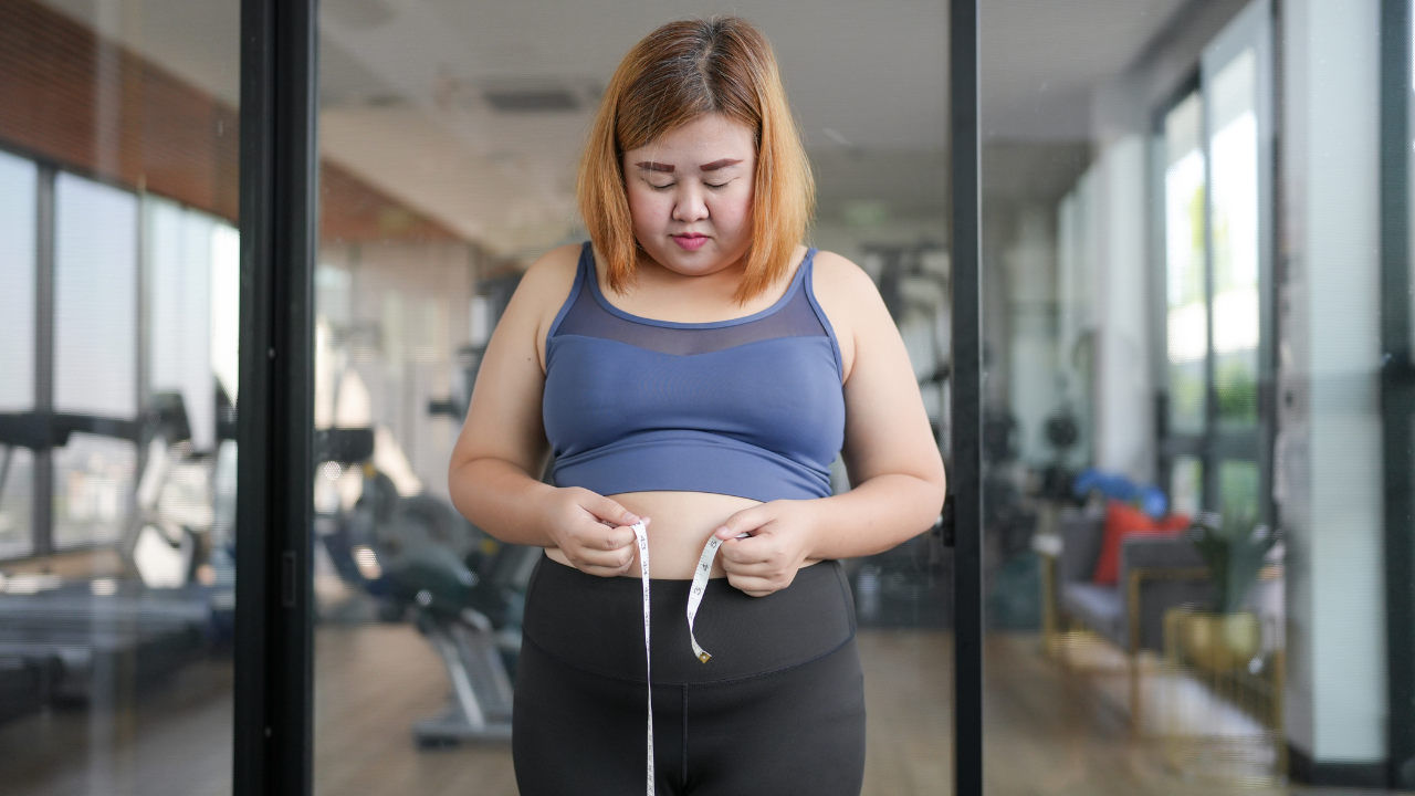 Mỡ bụng dưới do thiếu vận động và ngồi nhiều