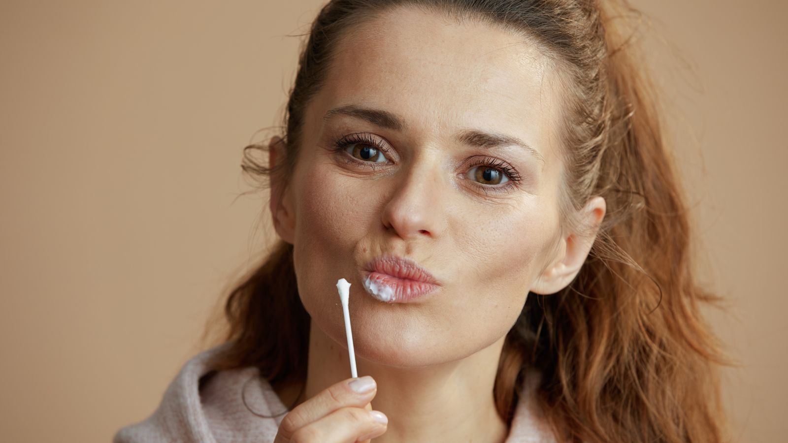 phan-biet-chuoi-hat-ngoc-va-sui-mao-ga-nhu-the-nao-4