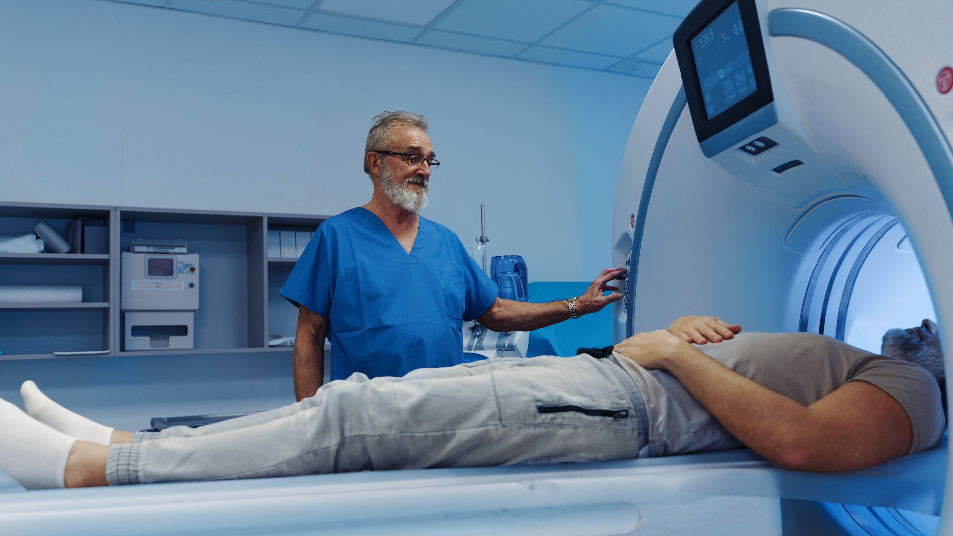 Phân thuỳ gan có ý nghĩa quan trọng trong đánh giá mức độ tổn thương khi chụp CT