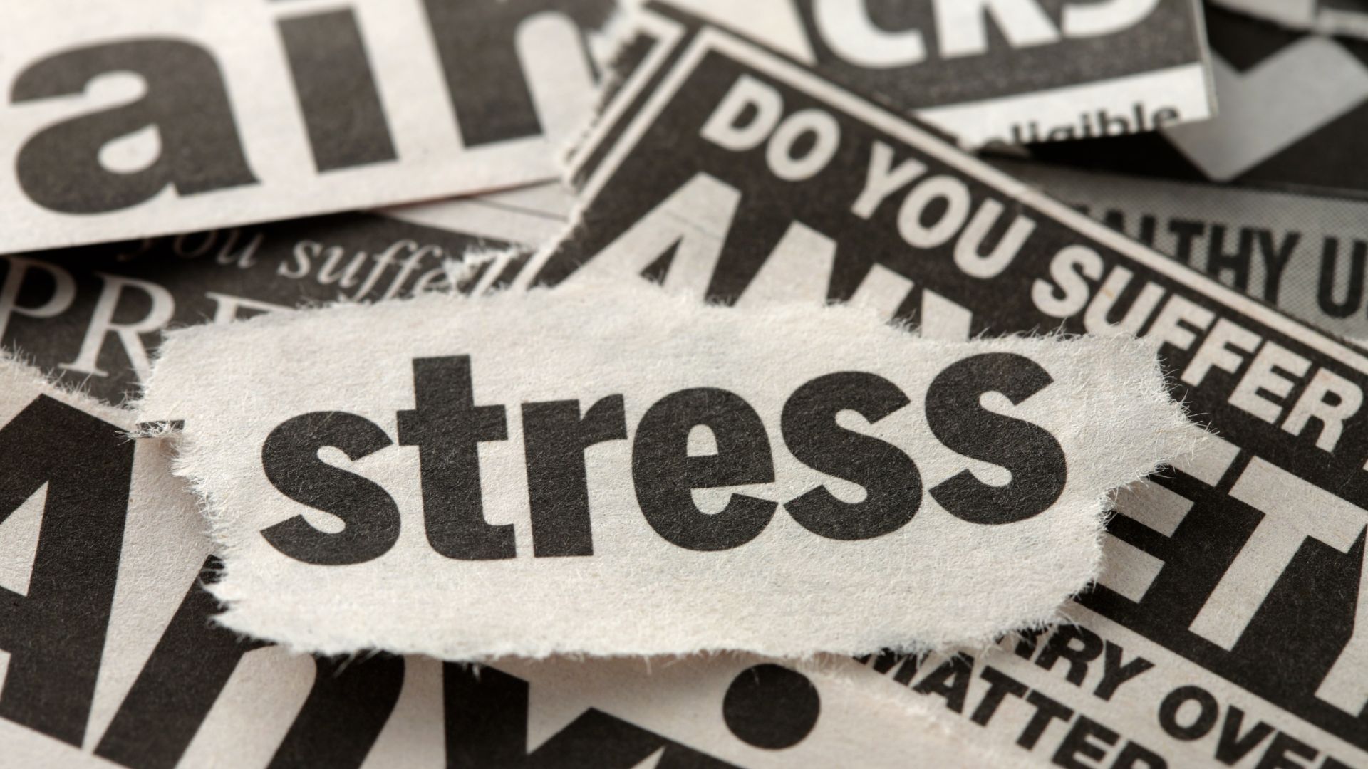 Stress có thể gây ức chế phản xạ xuống sữa