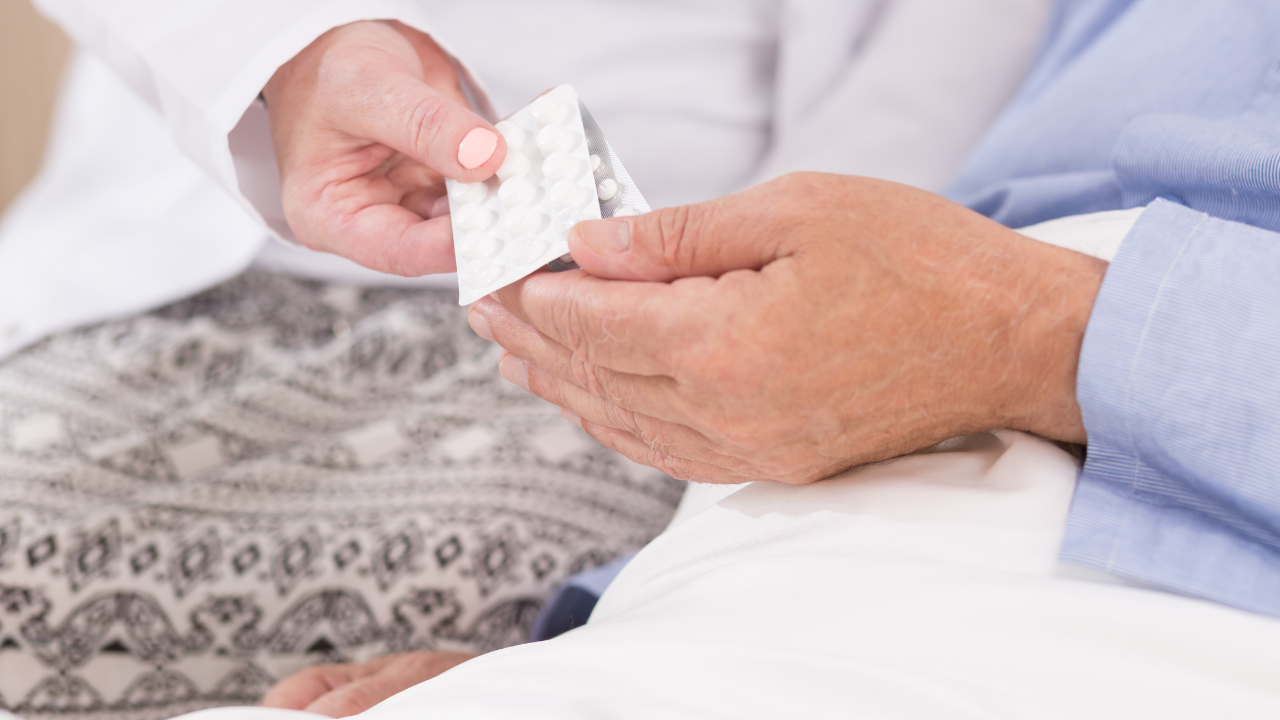 Tuân thủ nghiêm ngặt phác đồ điều trị của bác sĩ