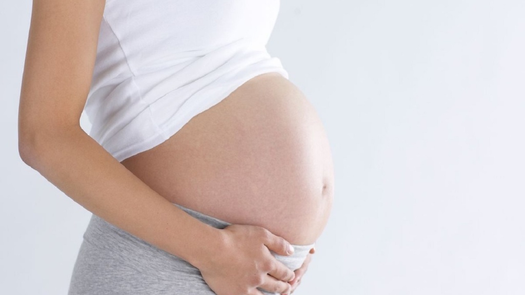 phu-nu-mang-thai-tiem-uon-van-ve-con-dap-nhieu-co-sao-khong 2.jpg