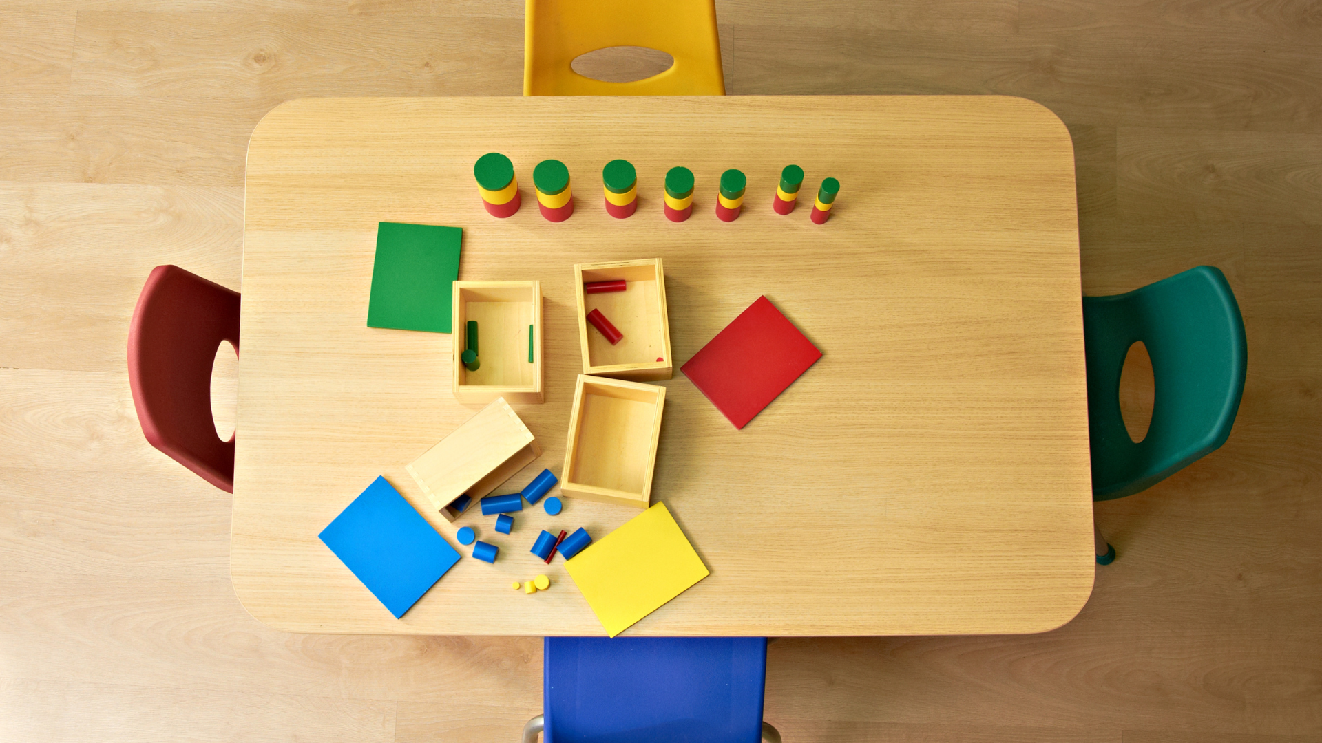 Cách áp dụng phương pháp Montessori cho trẻ 0 - 6 tuổi