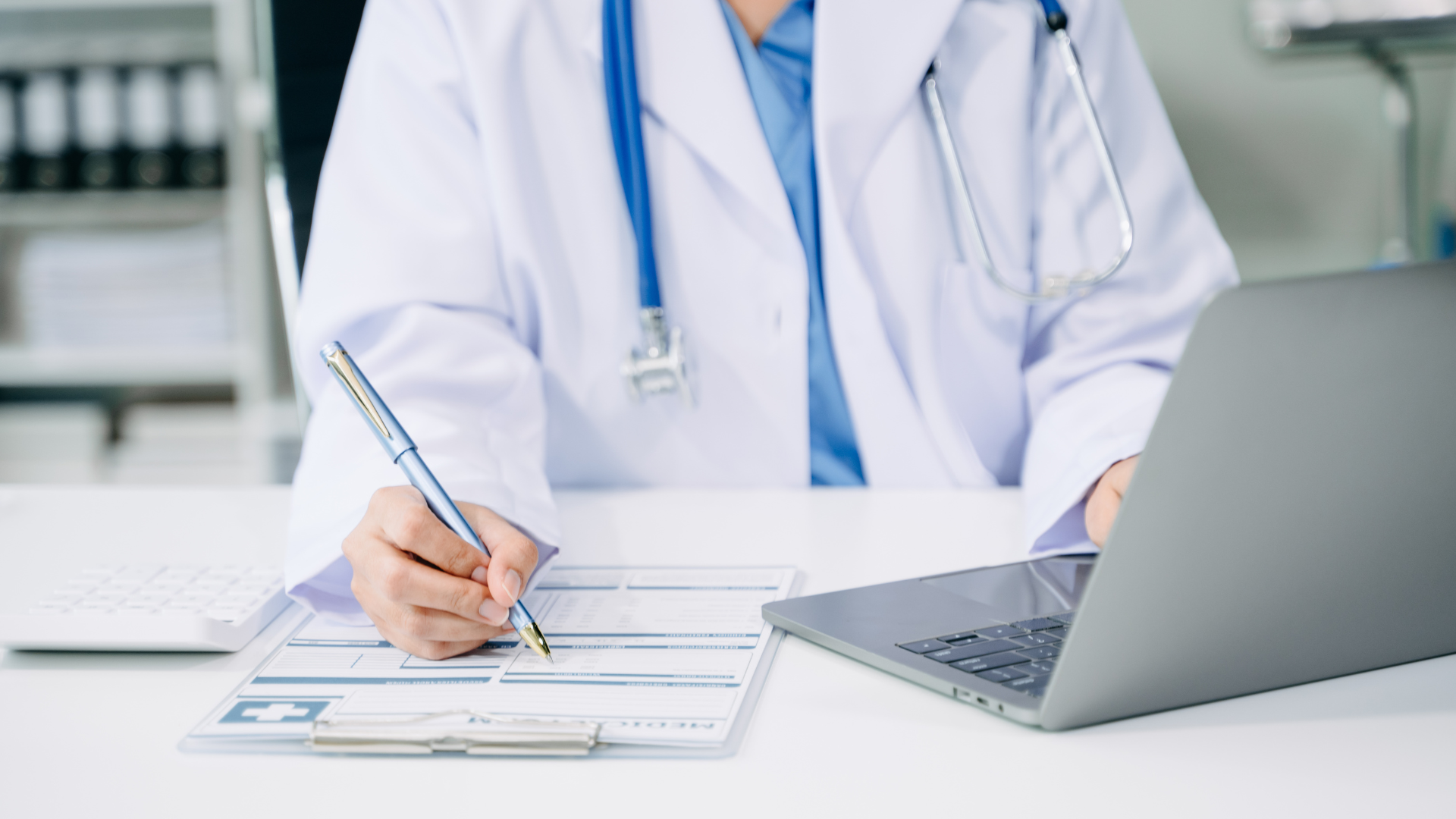 Sự điều hòa prolactin chịu ảnh hưởng của nhiều yếu tố