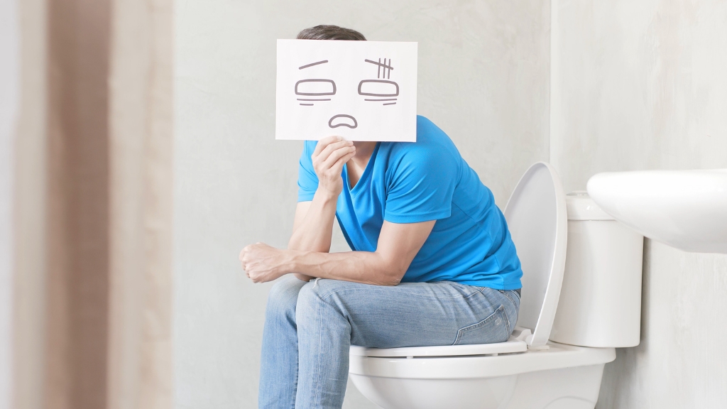 Người có biểu hiện nhiệt trong, táo bón có thể cân nhắc sử dụng nước quả la hán