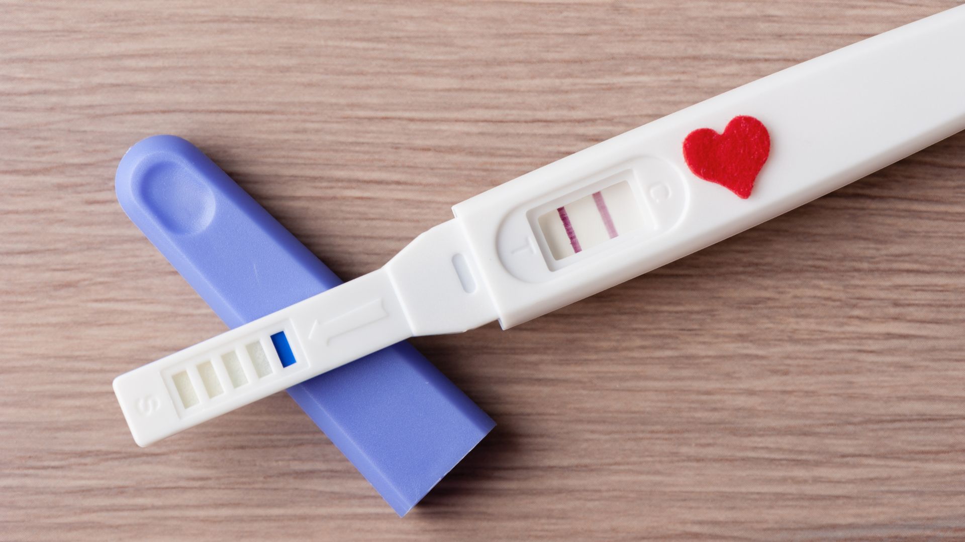 Ra máu hồng sau quan hệ 3 ngày có thai không? Những lưu ý cần biết 4