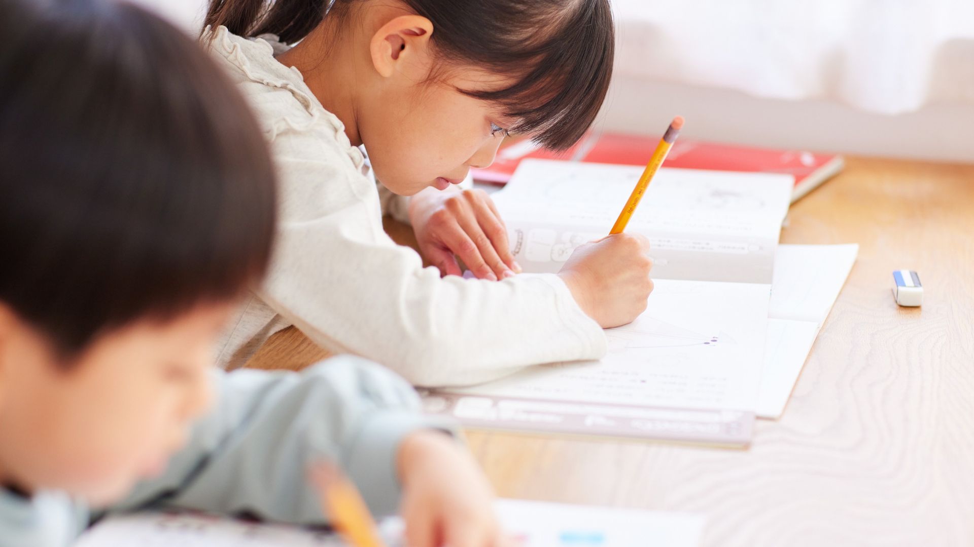 Trẻ bị rối loạn giấc ngủ có thể ảnh hưởng trực tiếp đến trí nhớ và học tập