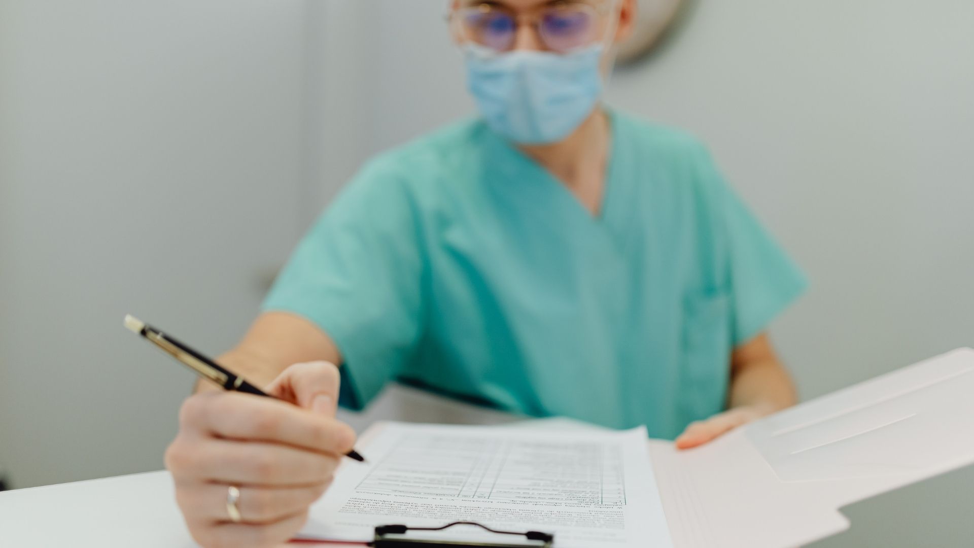 Cần thăm khám cẩn thận sau khi gặp chấn thương