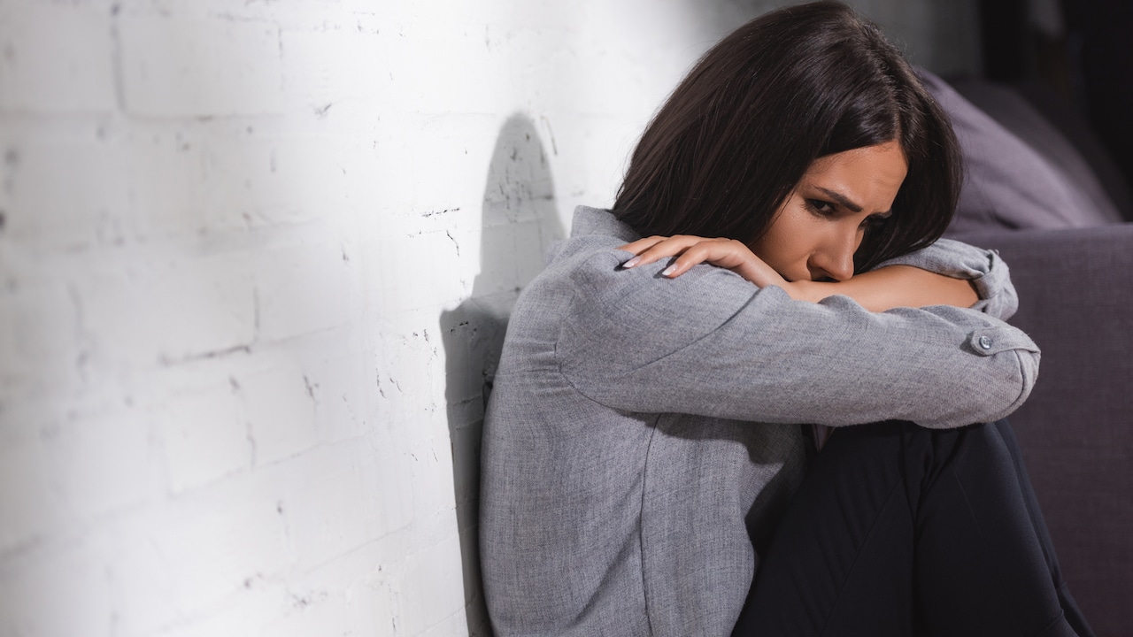 Rối loạn thần kinh thực vật có thể do căng thẳng kéo dài, stress, mất ngủ, sinh hoạt thiếu khoa học