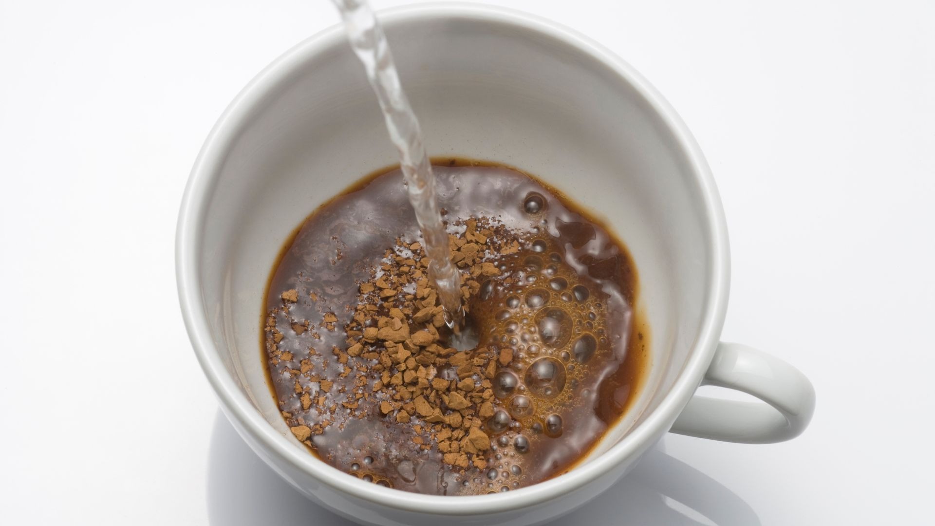 Rối loạn tiền đình nên kiêng uống cà phê, đồ uống có cồn,...