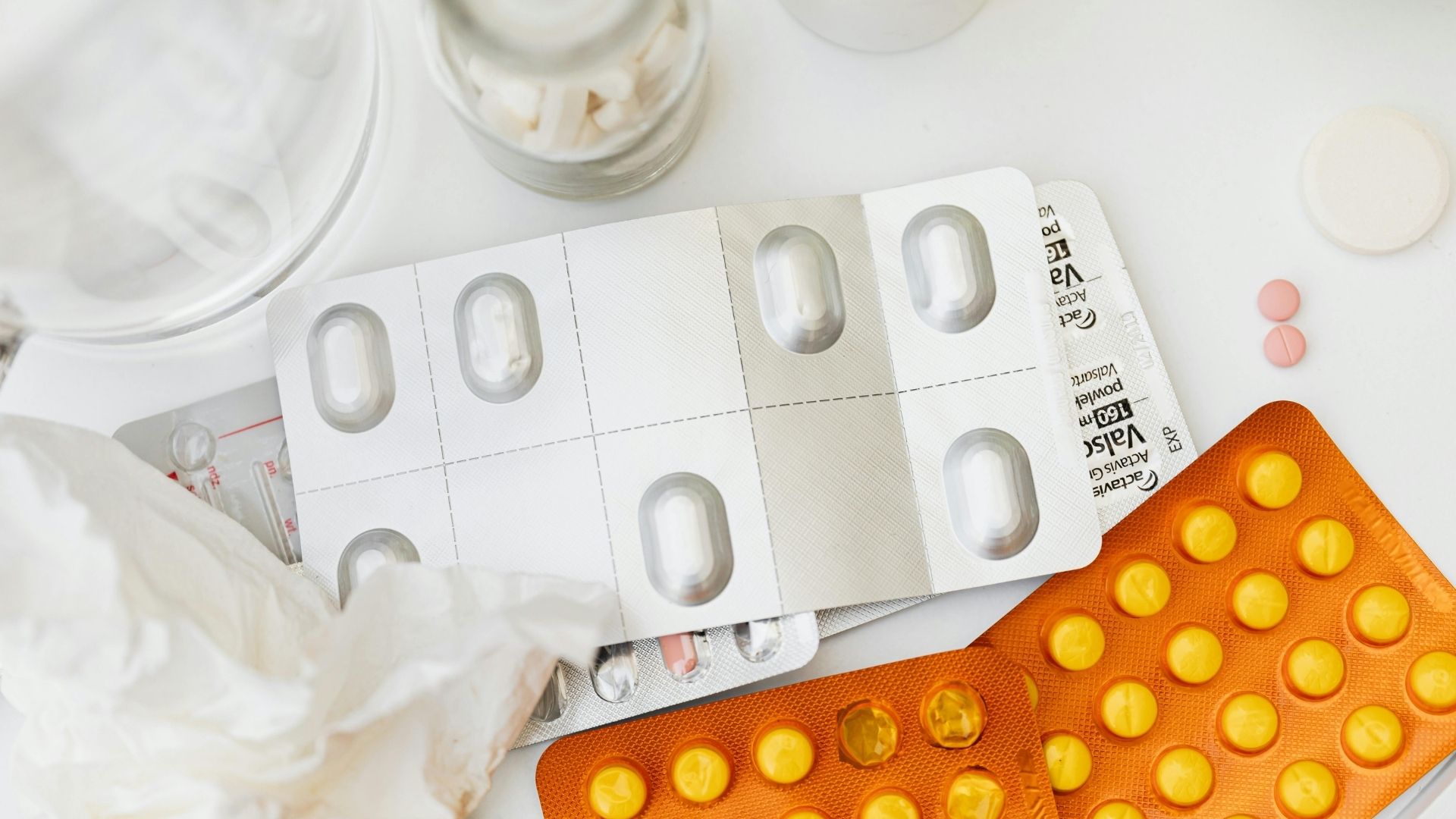 Một số loại thuốc có thể gây rối loạn tuyến giáp