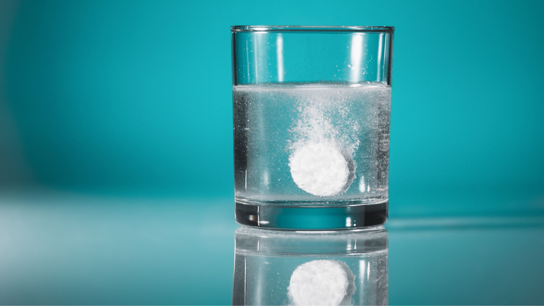 Lạm dụng thuốc giảm đau hạ sốt làm tăng nguy cơ xuất huyết tiêu hóa