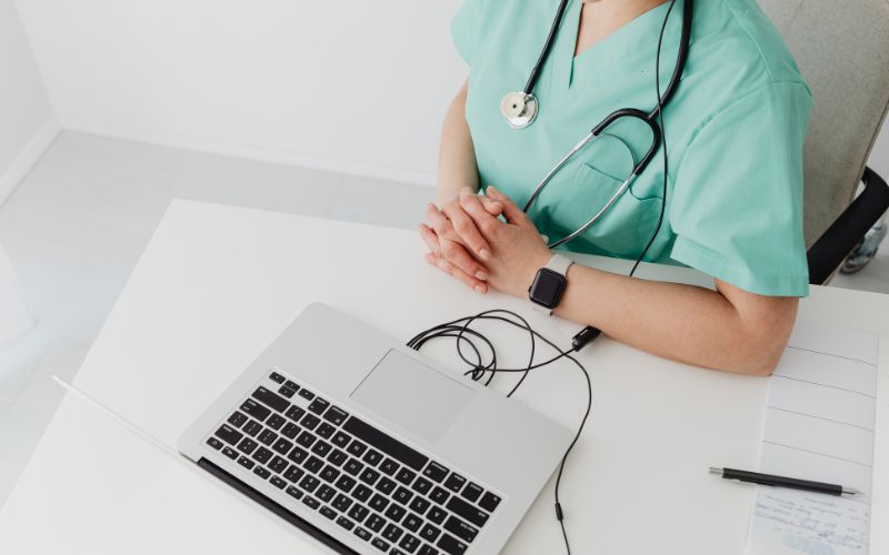 Khuyến khích các thai phụ nên thực hiện cả sàng lọc phôi và xét nghiệm NIPT để đảm bảo quá trình phát triển an toàn cho thai nhi