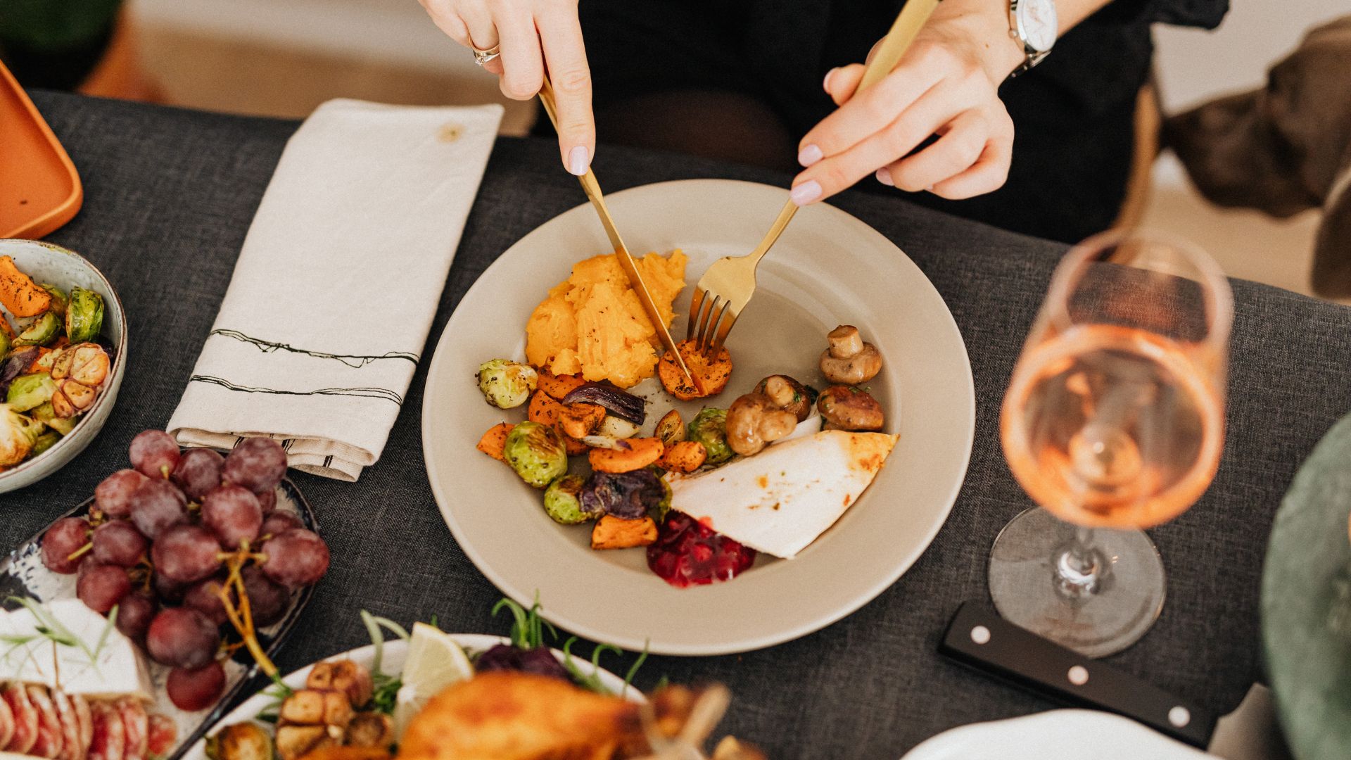 Việc lựa chọn dạng sắt nào phụ thuộc vào nhu cầu của mỗi người