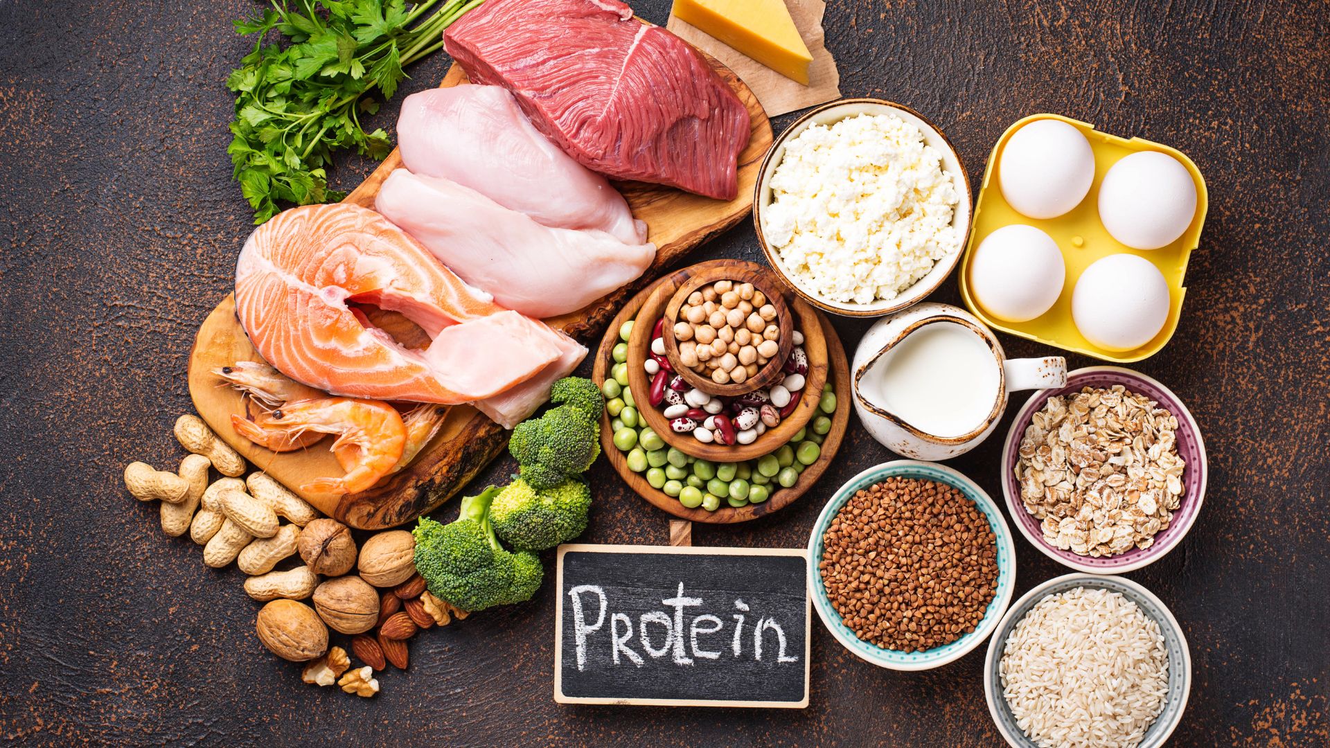 Người bệnh nên bổ sung thực phẩm giàu đạm để giúp vết thương mau lành