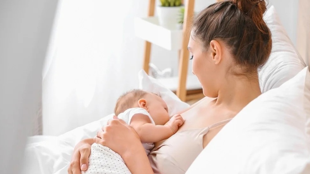 sau-sinh-1-thang-uong-tra-sua-duoc-khong 3.jpg