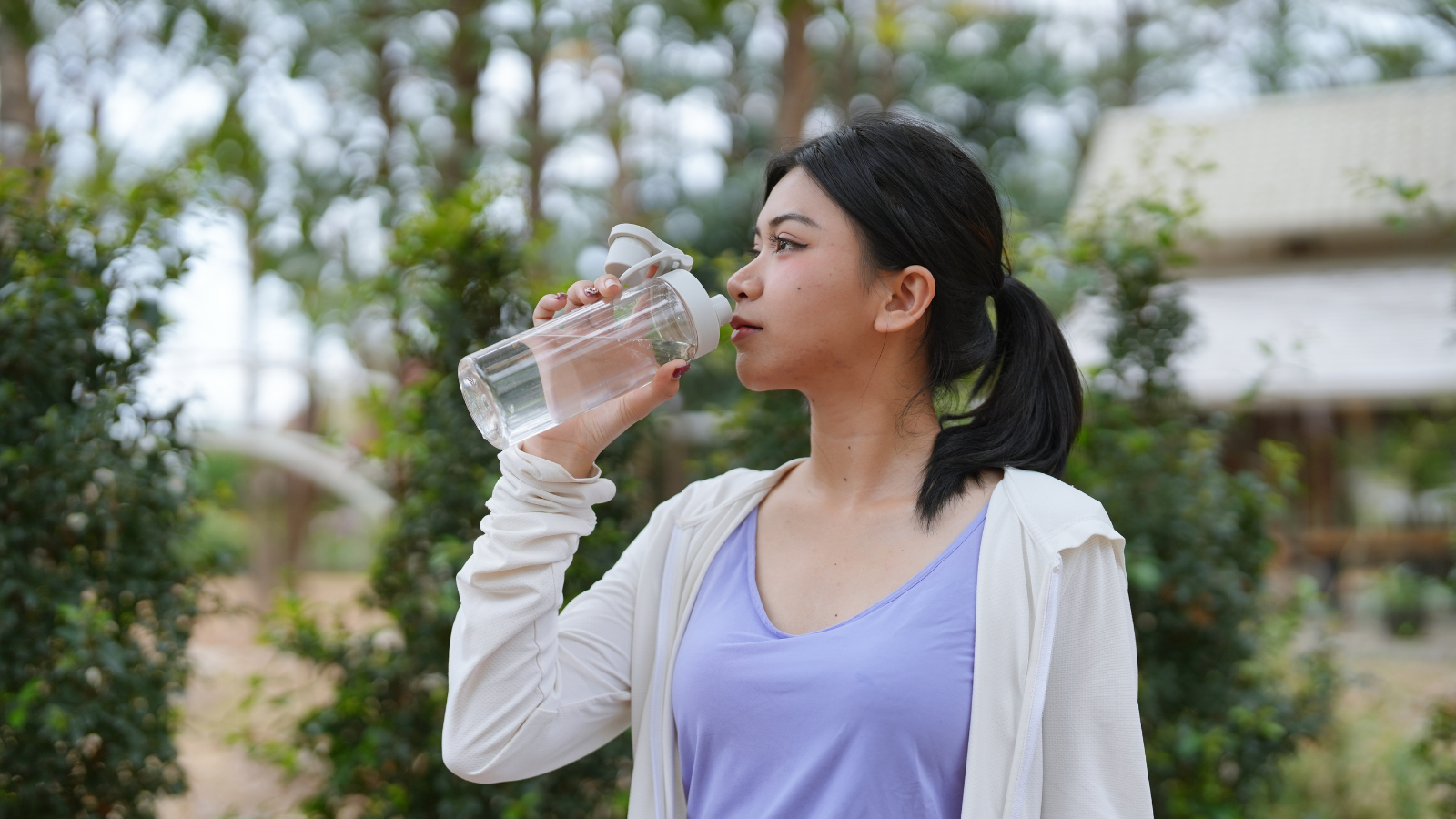 Lắng nghe cơ thể giúp xác định thời điểm tập plank an toàn sau sinh