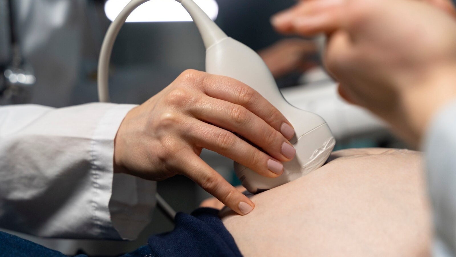 Siêu âm hình thái học là một kỹ thuật siêu âm chuyên sâu trong thai kỳ, nhằm đánh giá cấu trúc hình thái và sự phát triển các cơ quan của thai nhi