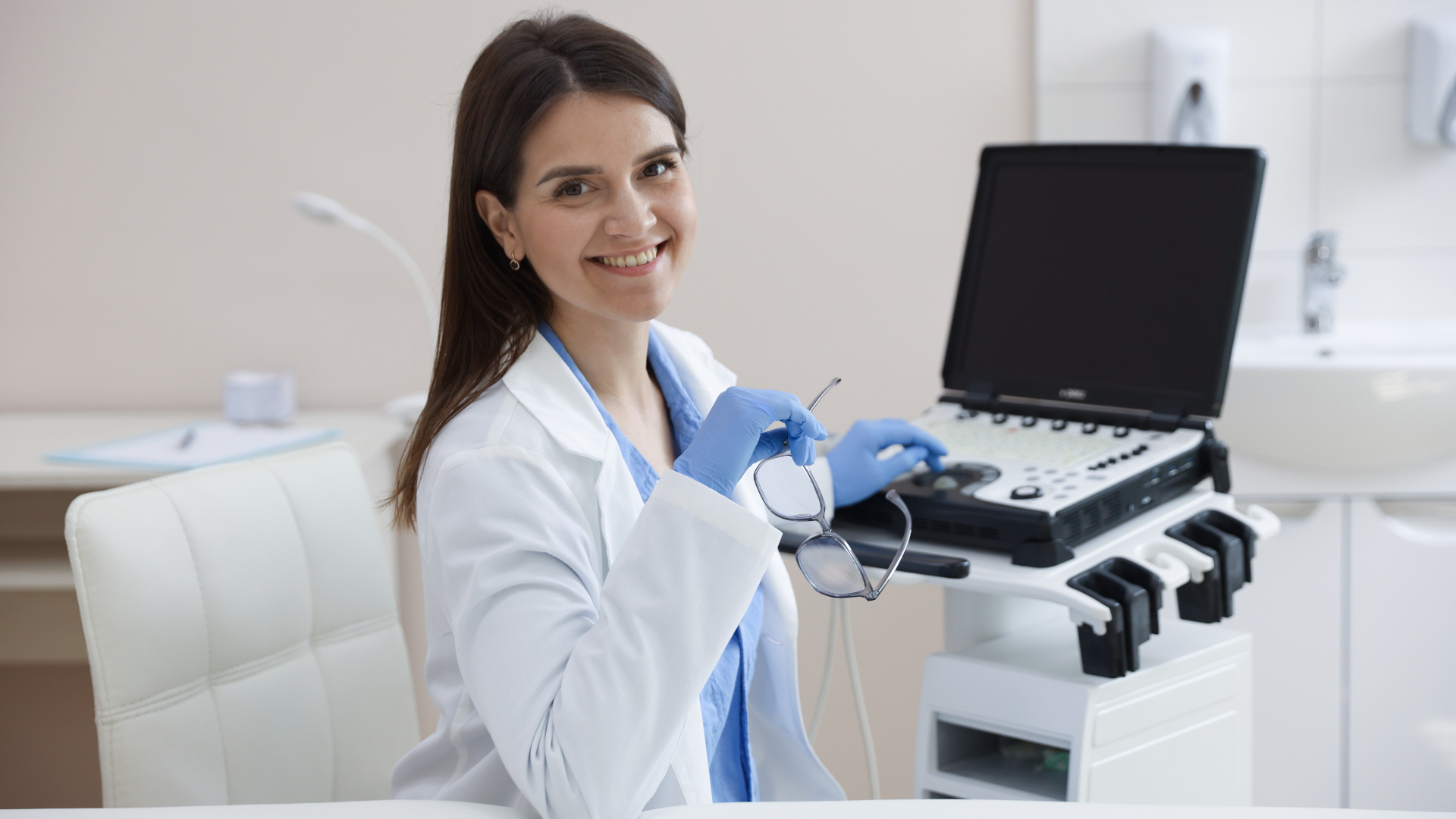 Quy trình siêu âm tổng quát diễn ra đơn giản và nhanh chóng