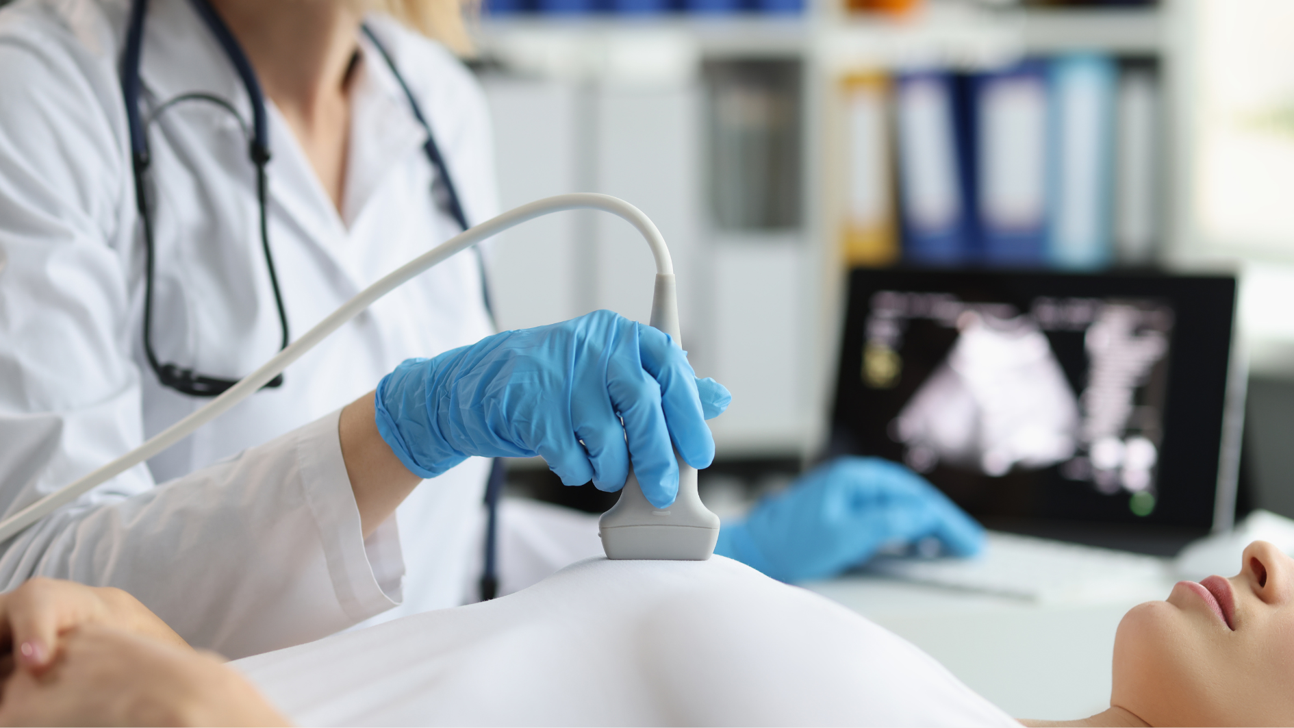 Siêu âm vú giúp chẩn đoán sớm những bất thường ở vú