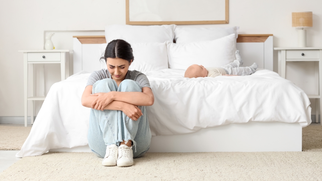 Quan hệ sớm sau sinh dễ gây căng thẳng, giảm ham muốn và ảnh hưởng tâm lý lâu dài