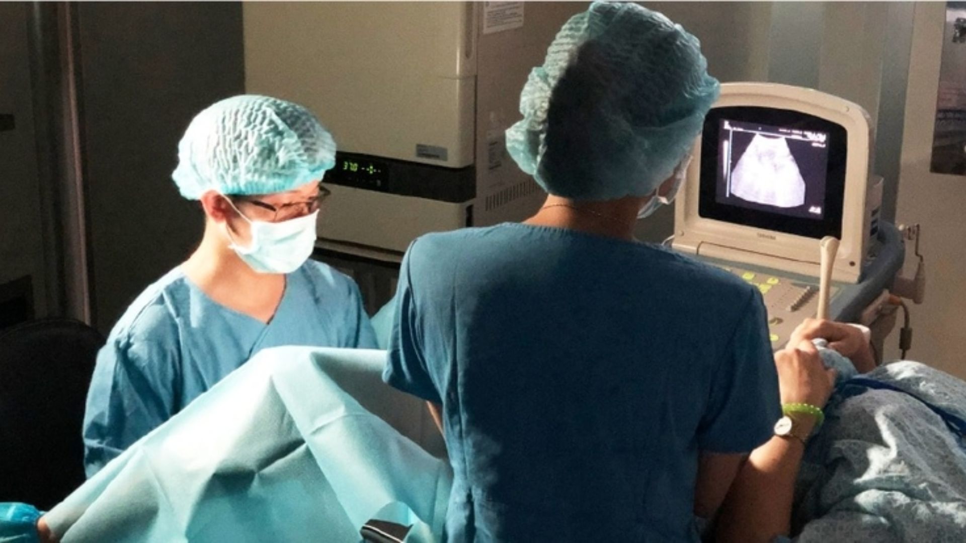 Quy trình IVF diễn ra phức tạp đòi hỏi nhiều giai đoạn can thiệp kỹ thuật cao