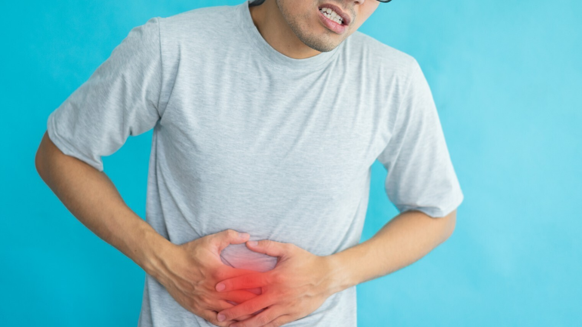 Cơn đau quặn từng lúc khi sỏi di chuyển là biểu hiện thường gặp khi bị sỏi bàng quang