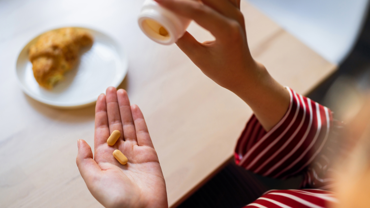 Dùng thuốc điều trị nội khoa nếu viên sỏi 7mm chưa gây đau nhiều