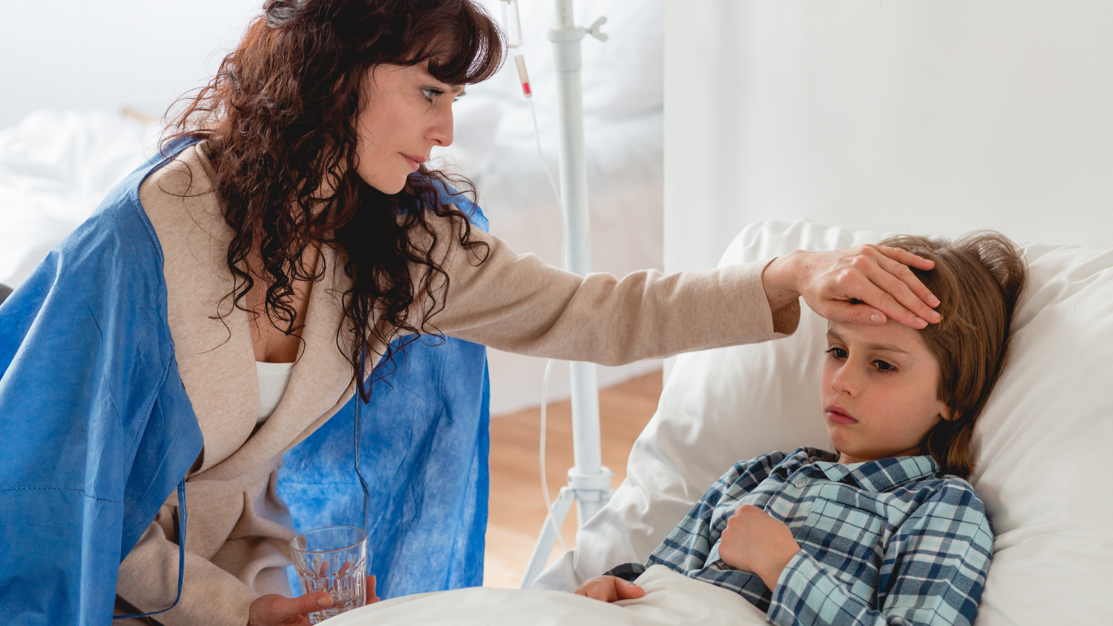Sốt cao và đau nhức mới là dấu hiệu đặc trưng cần chú ý