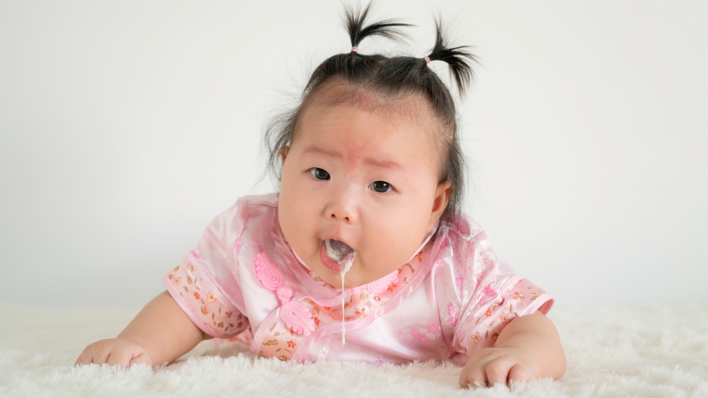 Sốt mọc răng chân tay có lạnh không? Dấu hiệu và cách xử trí đúng cách 3