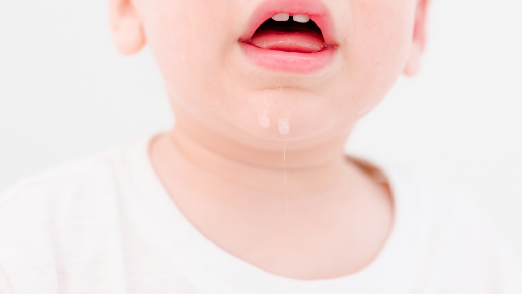 Sốt mọc răng ở trẻ: Nguyên nhân, dấu hiệu và cách chăm sóc an toàn 3