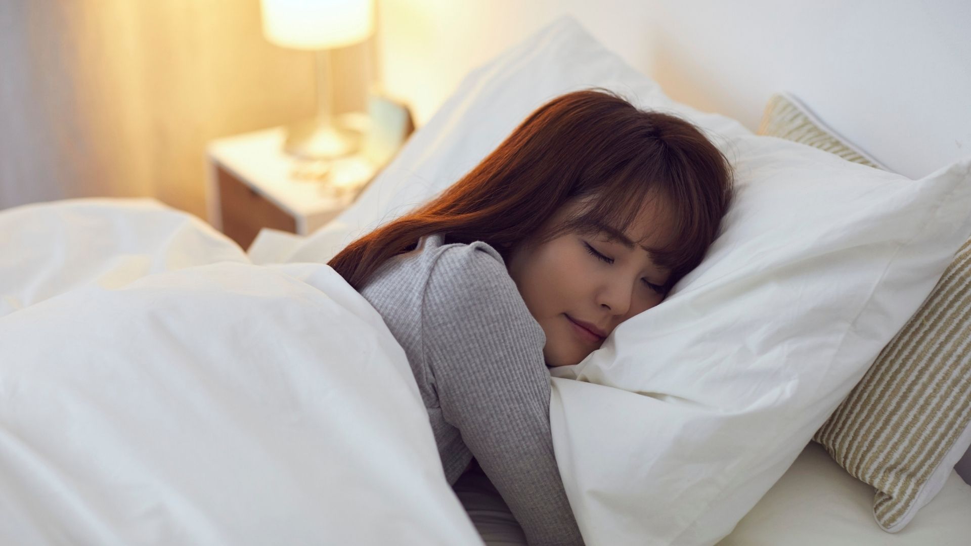 Nghỉ ngơi hợp lý hỗ trợ điều trị sốt virus