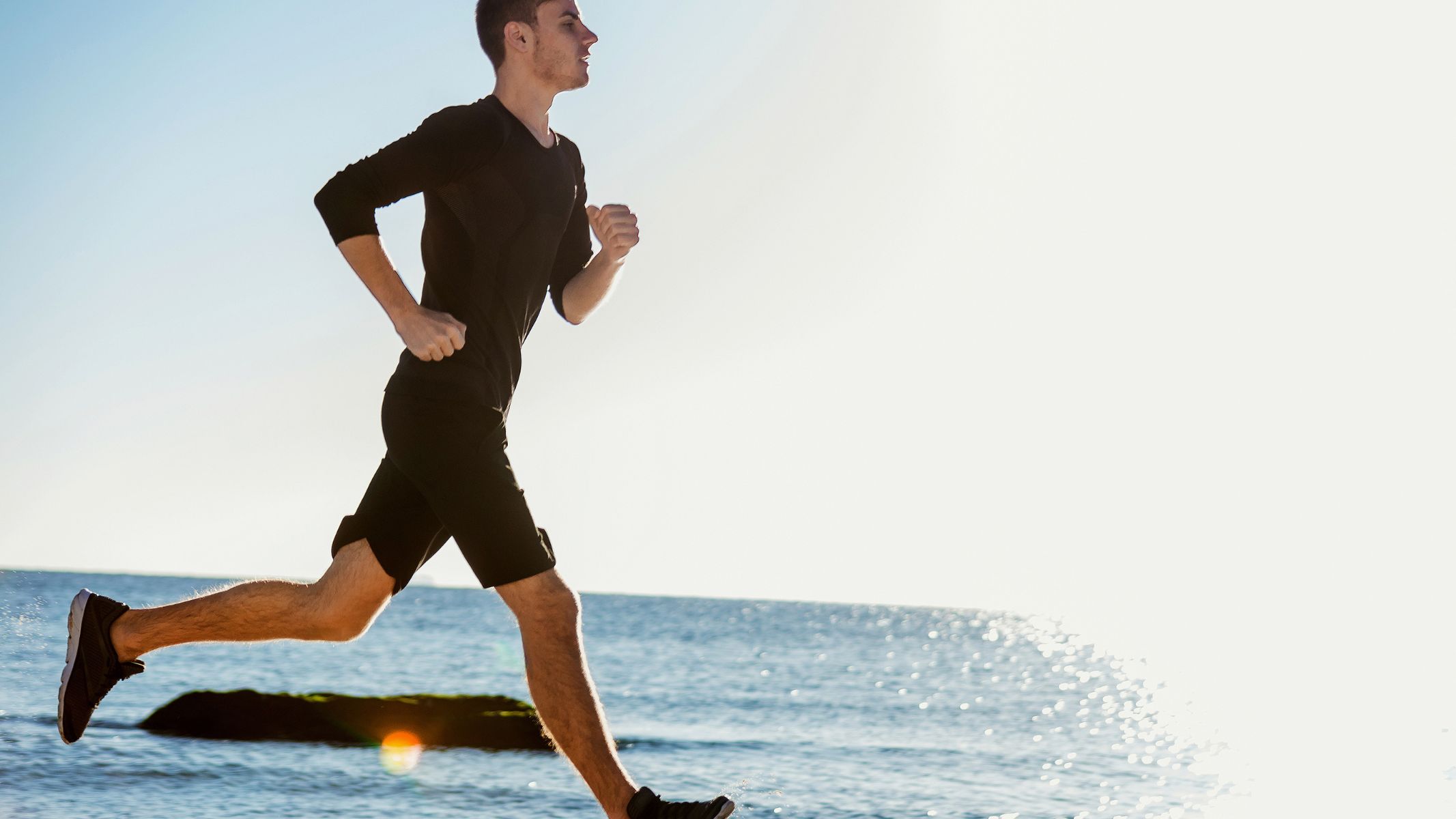 Một chức năng quan trọng của sụn là hấp thụ và phân tán lực, giúp tránh dồn ép lên một điểm trong khớp