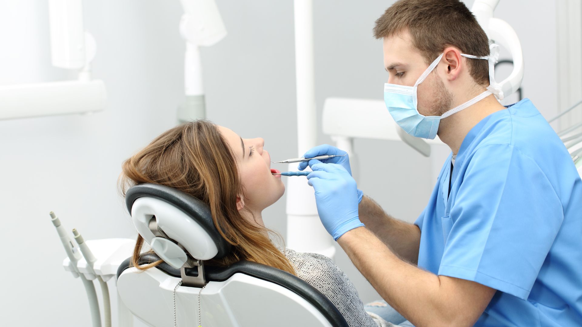 Việc chẩn đoán, điều trị và phòng ngừa sưng lợi răng cửa đúng cách sẽ giúp bạn bảo vệ sức khỏe răng miệng