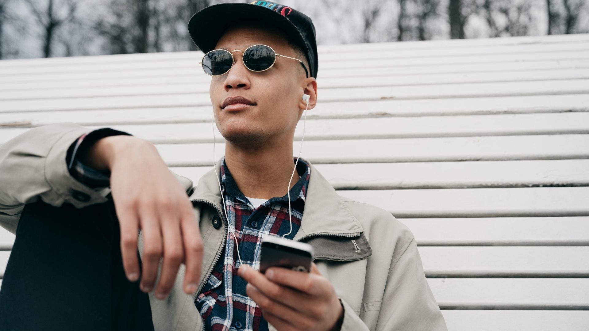 Áp dụng nguyên tắc 60/60 giúp hạn chế rối loạn chức năng nghe