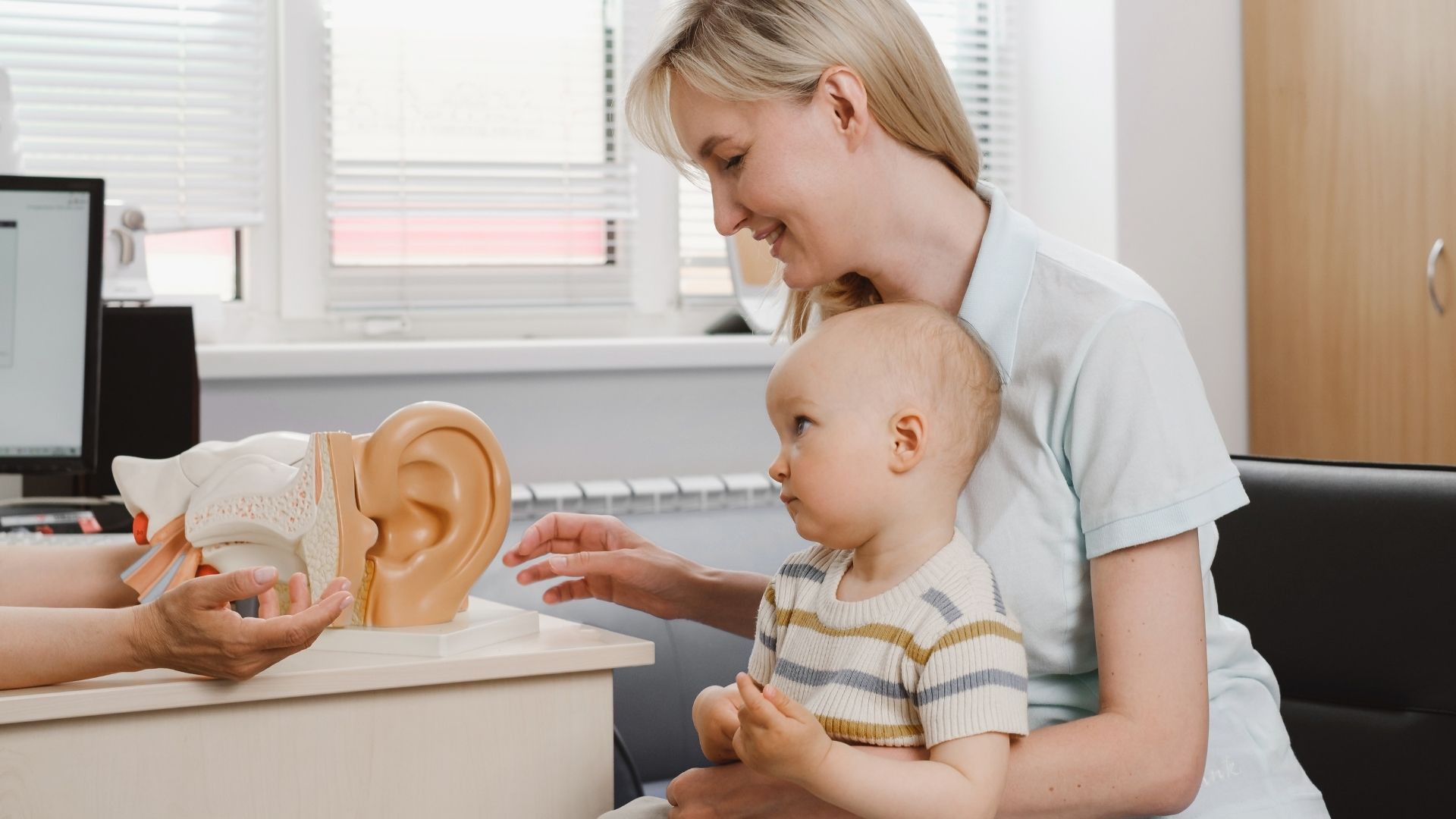 Nên khám sàng lọc thính lực cho trẻ sớm