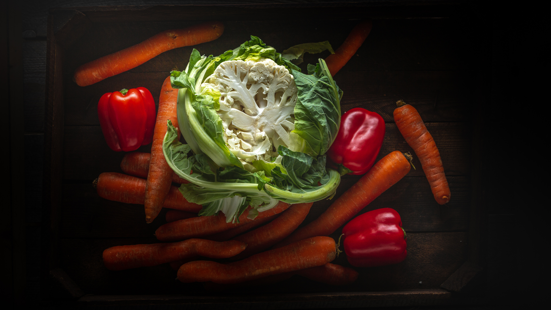 Ưu tiên rau ít kali như súp lơ hay cà rốt giúp người suy thận ăn uống an toàn, kiểm soát sức khỏe