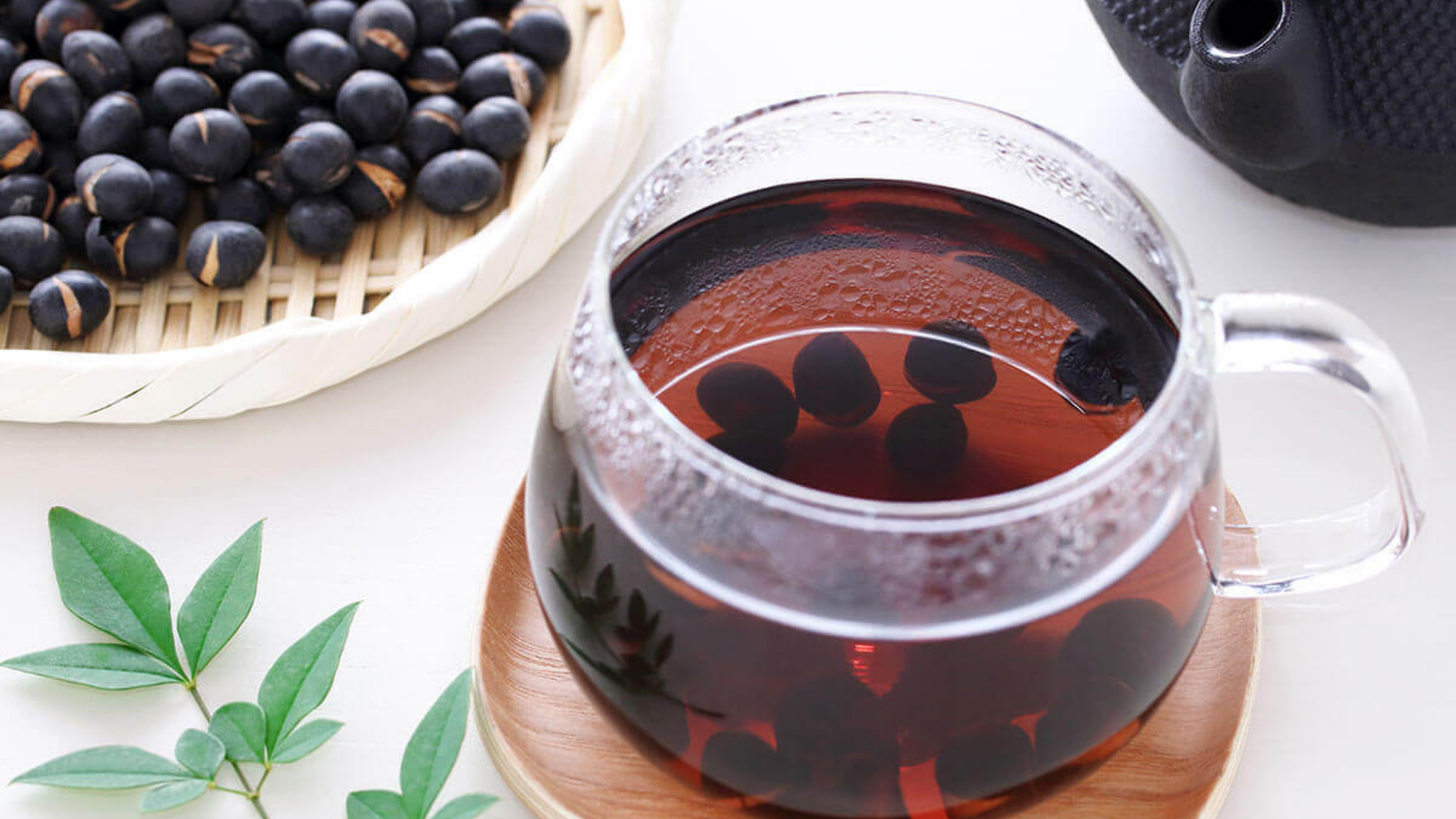 Suy thận uống nước đậu đen được không? Có thể, nhưng phải cân nhắc sức khỏe cá nhân