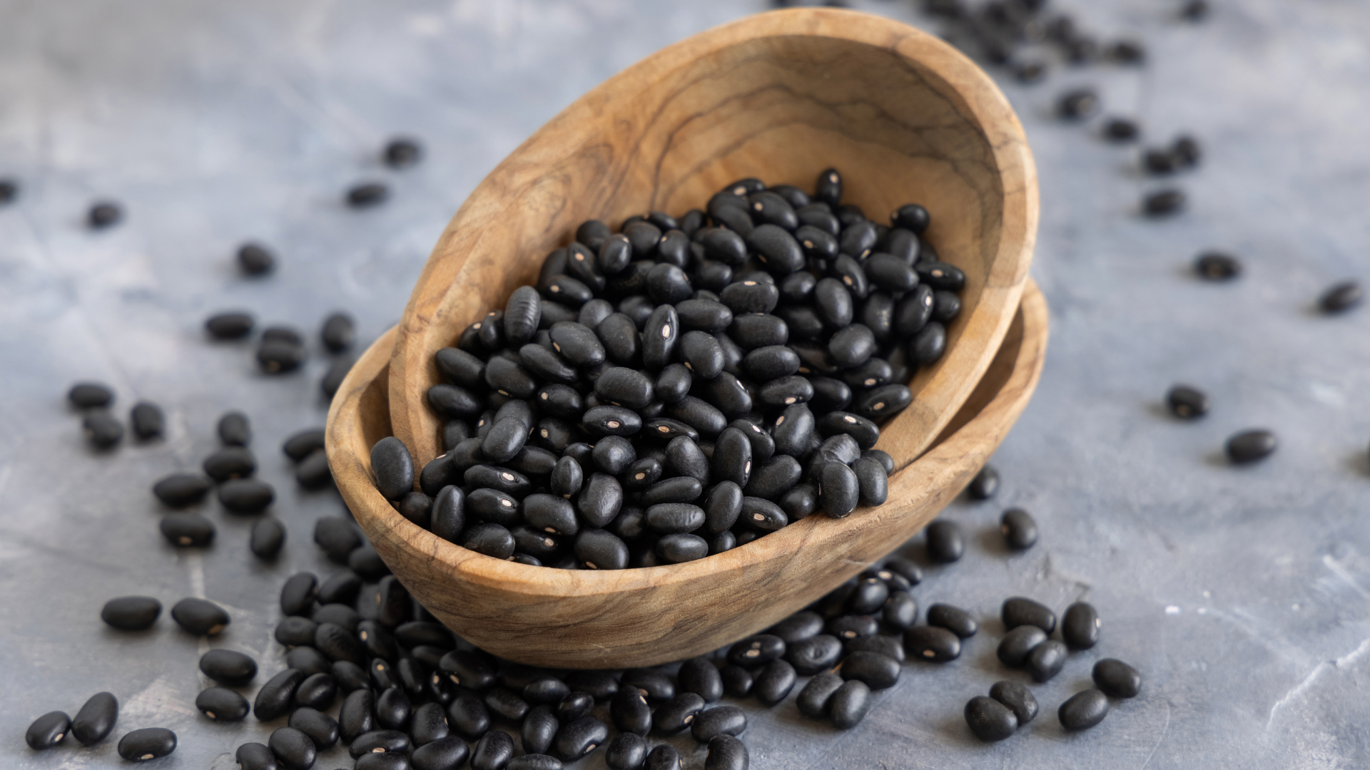 Ở giai đoạn suy thận sớm, nước đậu đen có thể dùng an toàn nếu theo dõi tốt