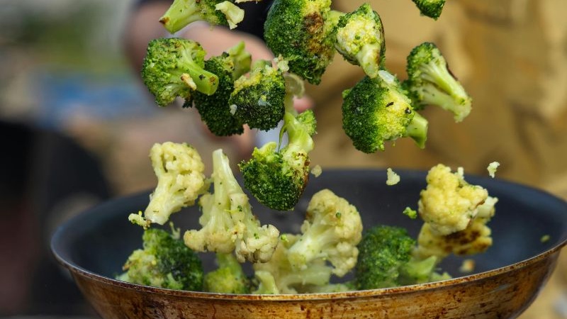 Bông cải xanh chứa vitamin K có thể gây tương tác với các loại thuốc chống đông