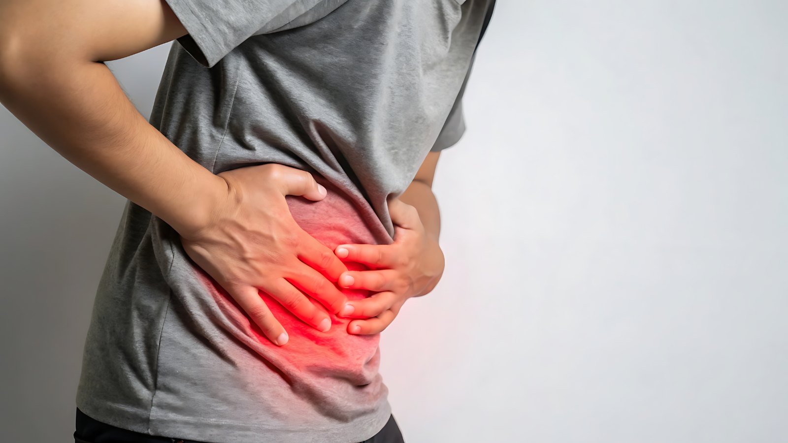 Gây hại dạ dày là một trong những tác hại của gừng ngâm mật ong