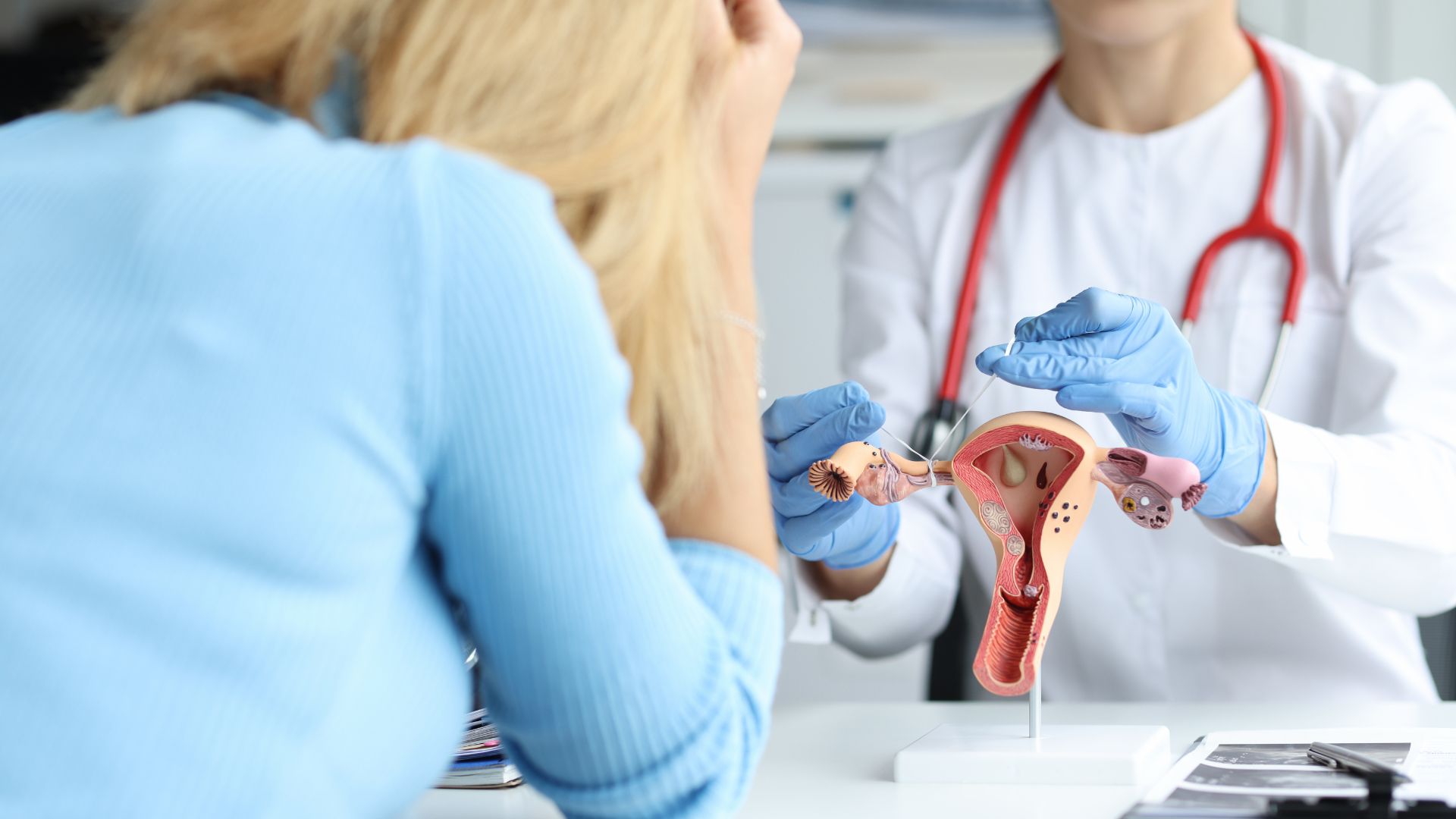 Tắc hai vòi trứng có thai tự nhiên được không? Giải đáp từ góc nhìn y khoa 4