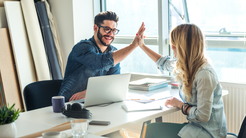 Tại sao bạn luôn stress công việc? Cách khắc phục hiệu quả 3