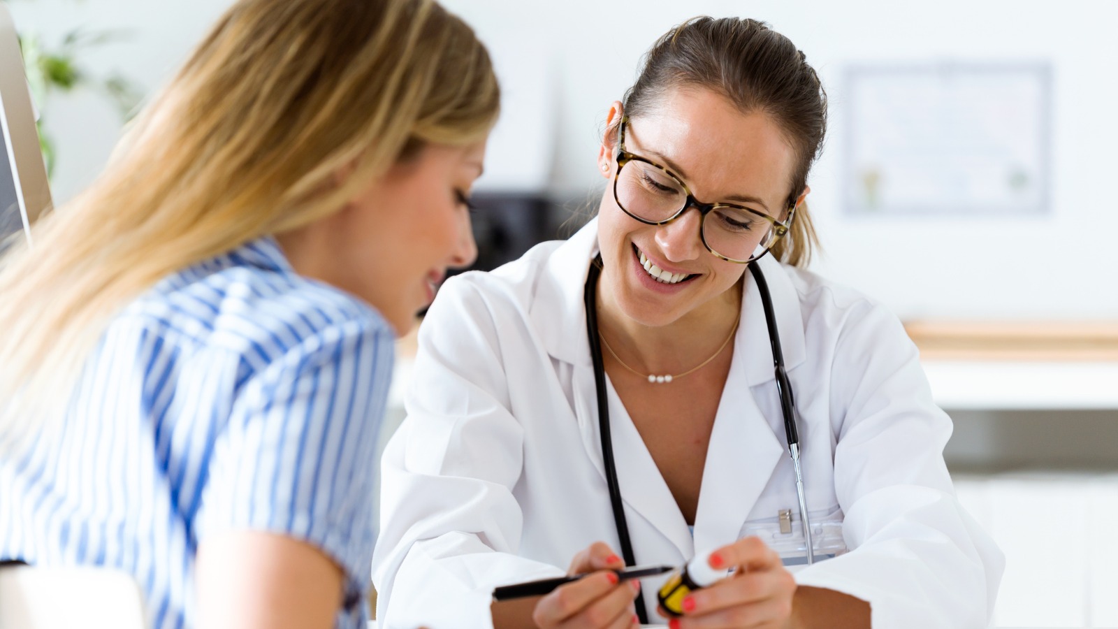 Phụ nữ cần cân nhắc cẩn thận và trao đổi kỹ với bác sĩ trước khi đưa ra quyết định