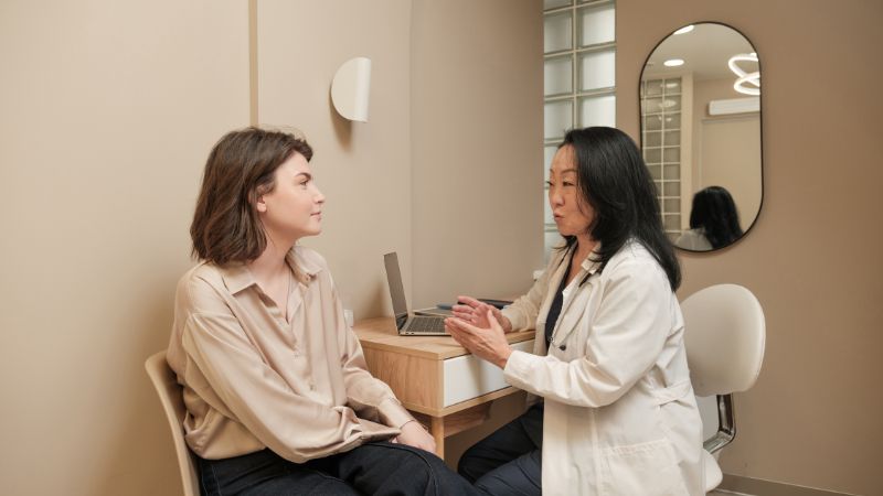 Viêm gan B khi mang thai cần được kiểm soát chặt chẽ để bảo vệ sức khỏe mẹ và thai nhi