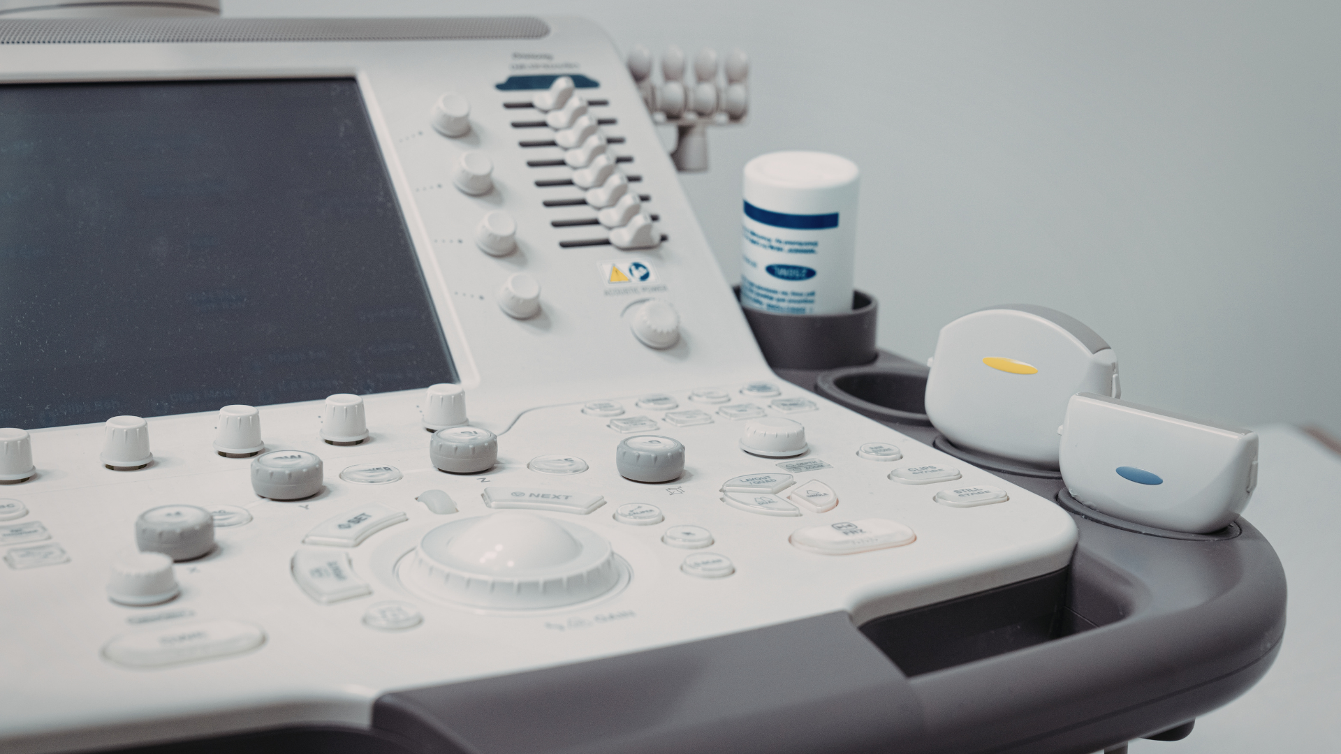 Tăng âm giảm âm trong siêu âm thể hiện độ sáng tối của mô