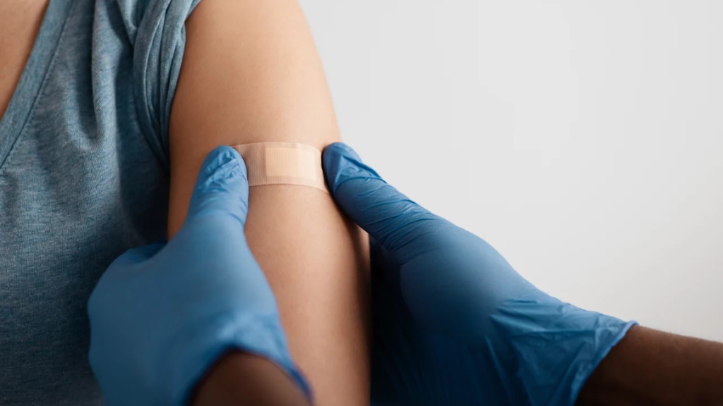 tap-the-duc-sau-khi-tiem-vac-xin-co-nen-hay-khong 4.png