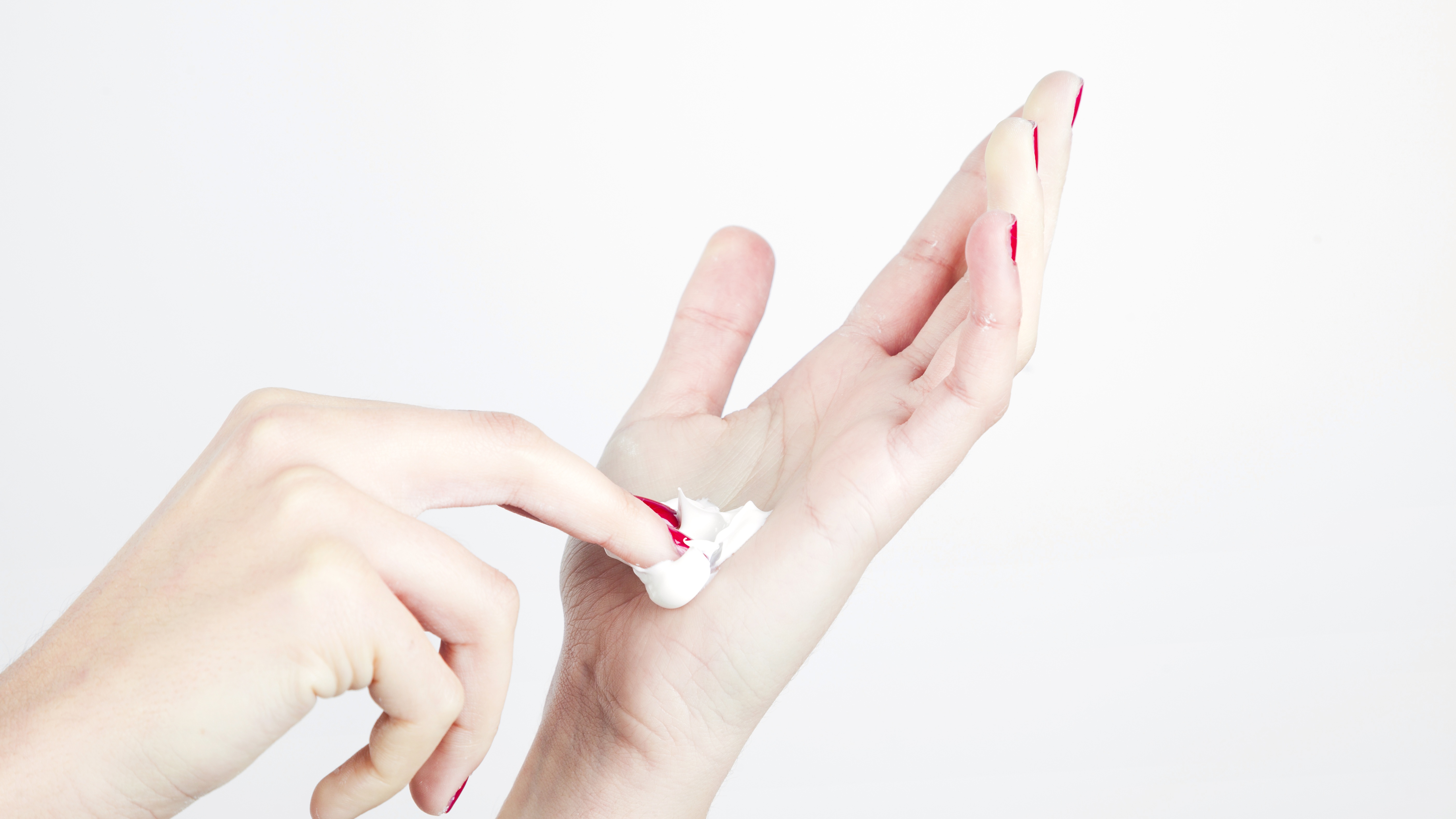 Tiểu cầu có vai trò cầm máu và bảo vệ mạch máu bị rách